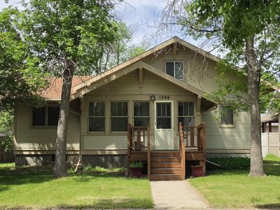 1306 S 2nd St