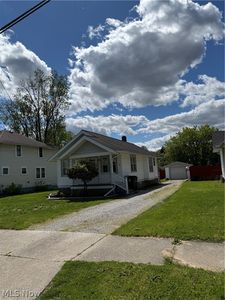462 Larkin Ave
