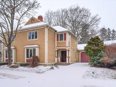 18 Stoneledge Drive #18