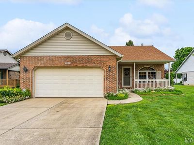 Property at 2245 Wellington Dr, Shiloh, IL