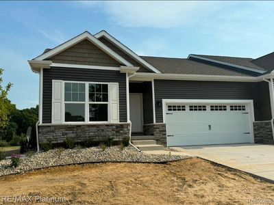852 Oakwood Cir #42