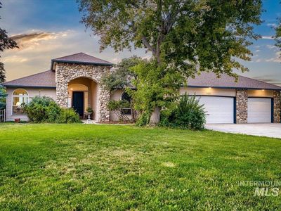 4482 W Vaquero Ln