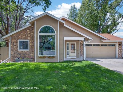 463 Palmetto Dr