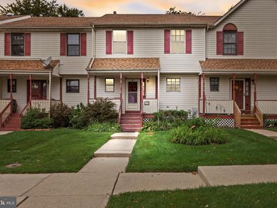 12 Gloria Ct