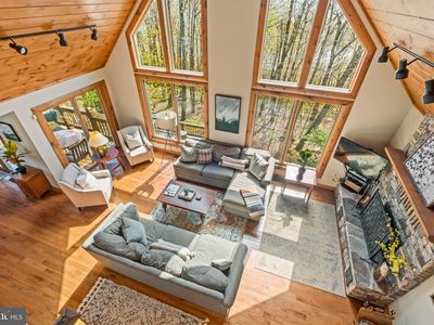 206 Highline Dr
