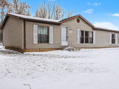 Property at 115 E Xy Ave, Vicksburg, MI
