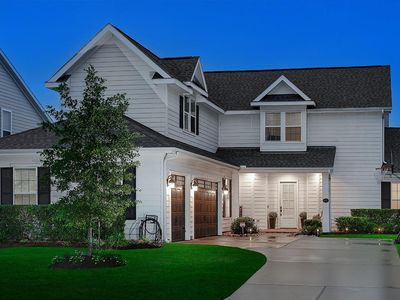 2205 Salt Grass Trl