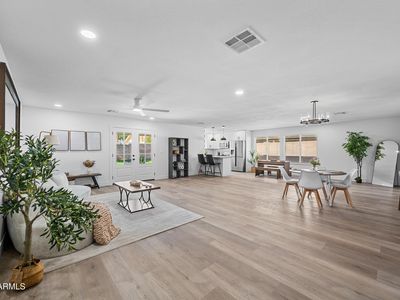 3934 W GLENAIRE Drive