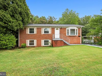 13601 Kingsman Rd