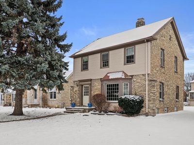 862 South 77th STREET