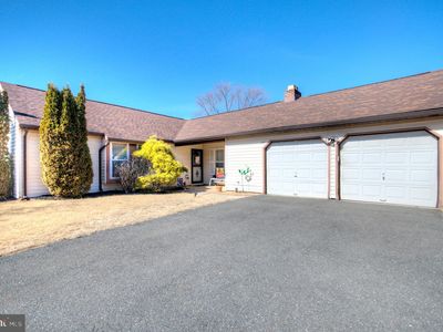 11 Asberry Pl