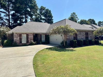 128 Hampton Pl
