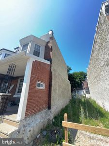 3816 Pulaski Ave