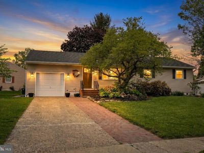 4 Running Brook Rd