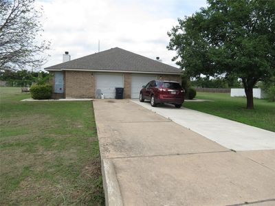 Property at 207 Axis Deer Trl, Hutto, TX