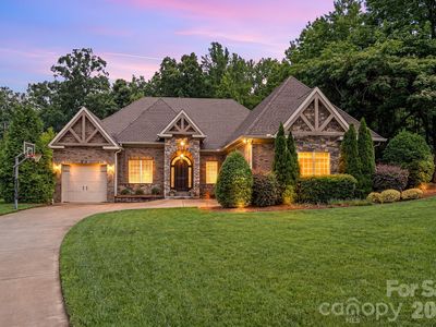 1206 Delaney Dr