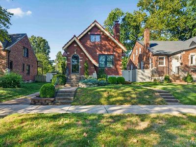 1071 Midland Blvd