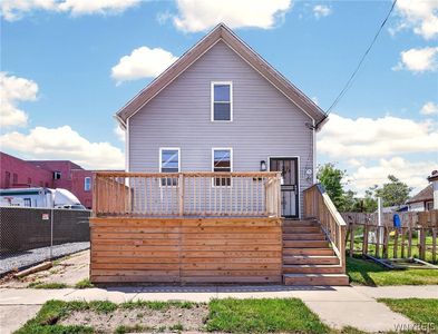 30 Coit St