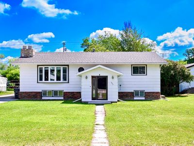 Property at 317 2nd St SE, Stanley, ND