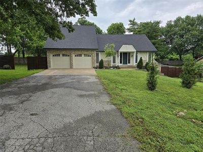 4539 N 123rd Ter