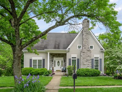 1070 Forest Lake Dr