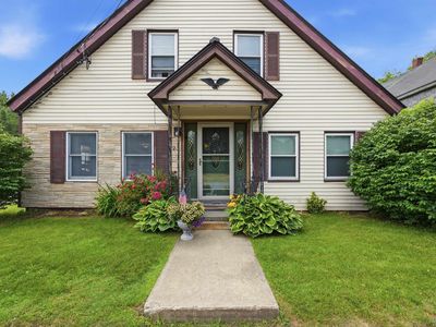 23 Lake Tarleton Road
