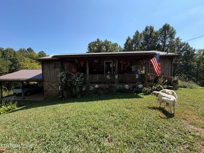 817 Golden Ball Dr