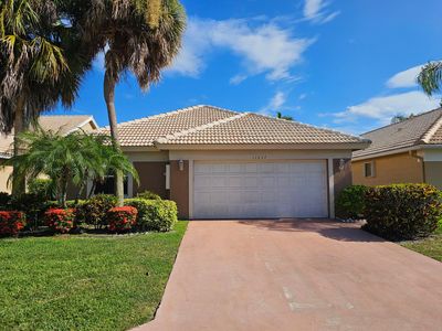 12827 HAMPTON LAKES Circle