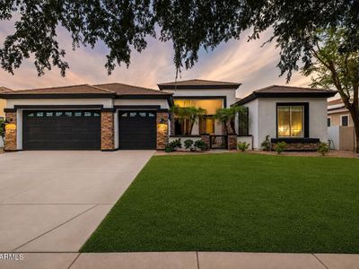 2989 E COMSTOCK Drive