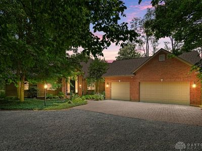 1883 Greentree Rd
