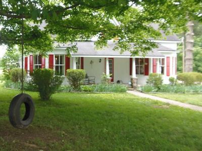 Property at 12 Moffat St, Monteagle, TN