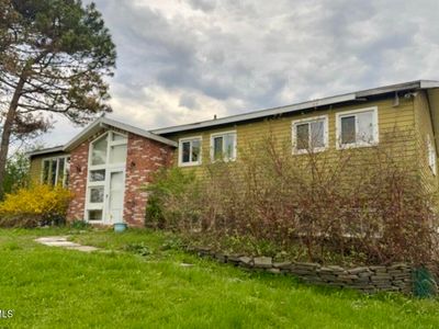 1027 Township Road