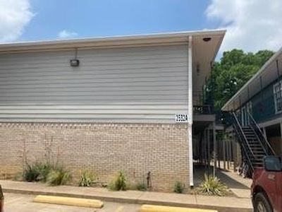 2532 Charlotte St #A-b