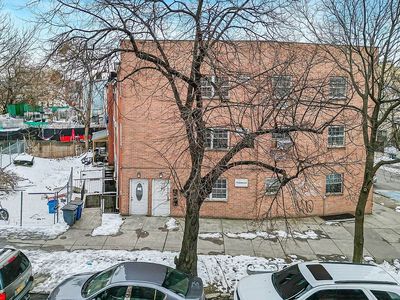 1400 Prospect Ave