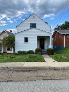 1091 Martin Ave