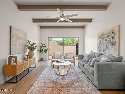 2566 N Avenida San Valle