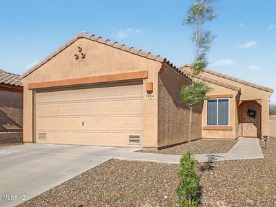7834 N Jewelflower Dr