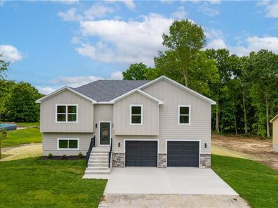 303 NE 51st Rd