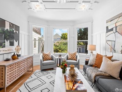 3735 Cesar Chavez St