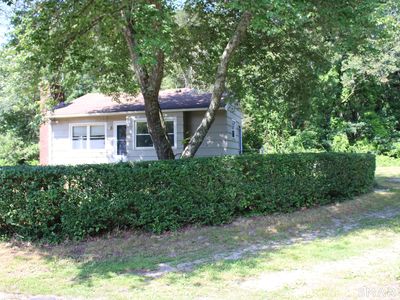 6 Nelson Drive