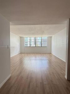 825 Brickell Bay Dr APT 1549