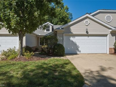 37 Community Dr