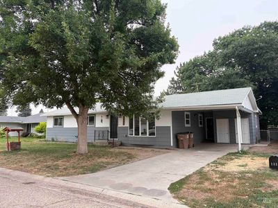 1331 Vista Dr