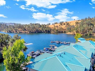 6617 Lake Tulloch Pl