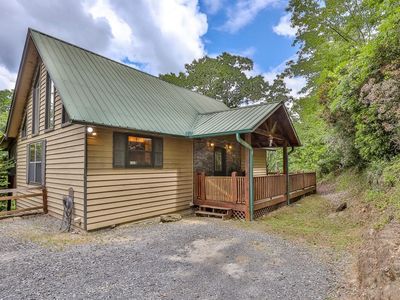 101 Moonshine Mountain Rd