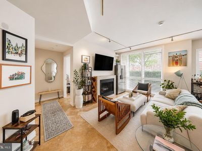 1300 13th St NW APT 102