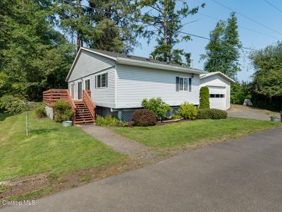 725 King Salmon St