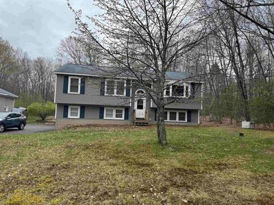 Property at 12 Watson Hill Road, Raymond, NH