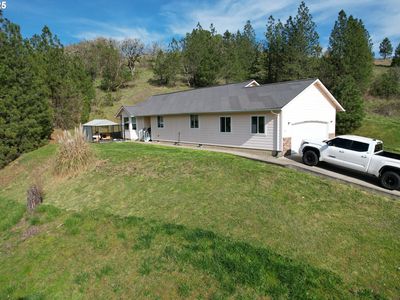 1357 NE Ballard Ct