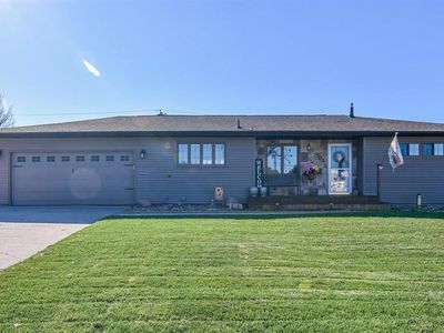 502 Sunset Ln